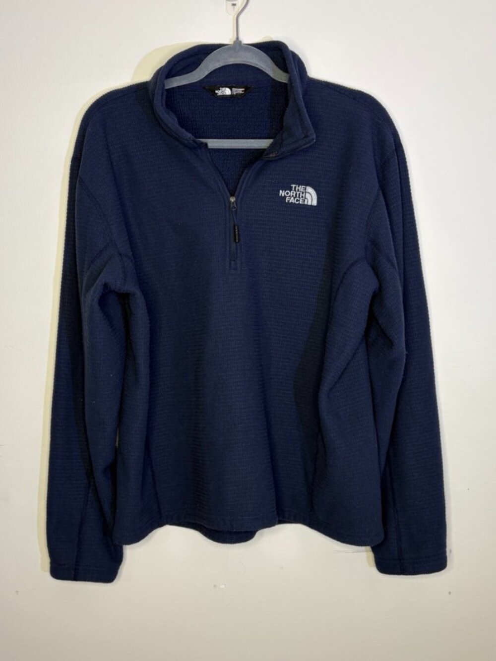 The North Face Men's Navy Quarter-Zip Fleece Pullover size Large